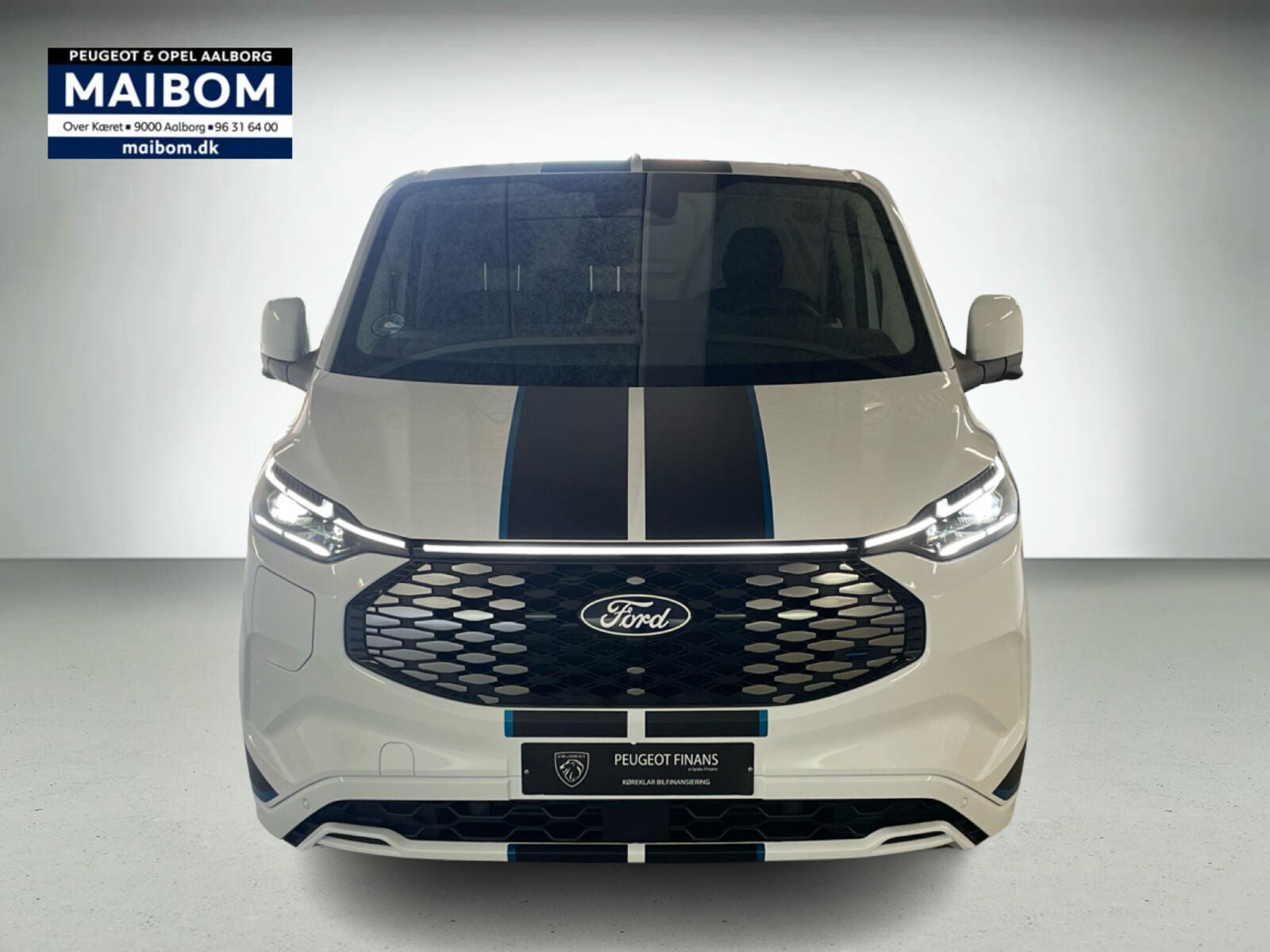 Hvid Ford E-Transit Custom 320 L1 fra 2026