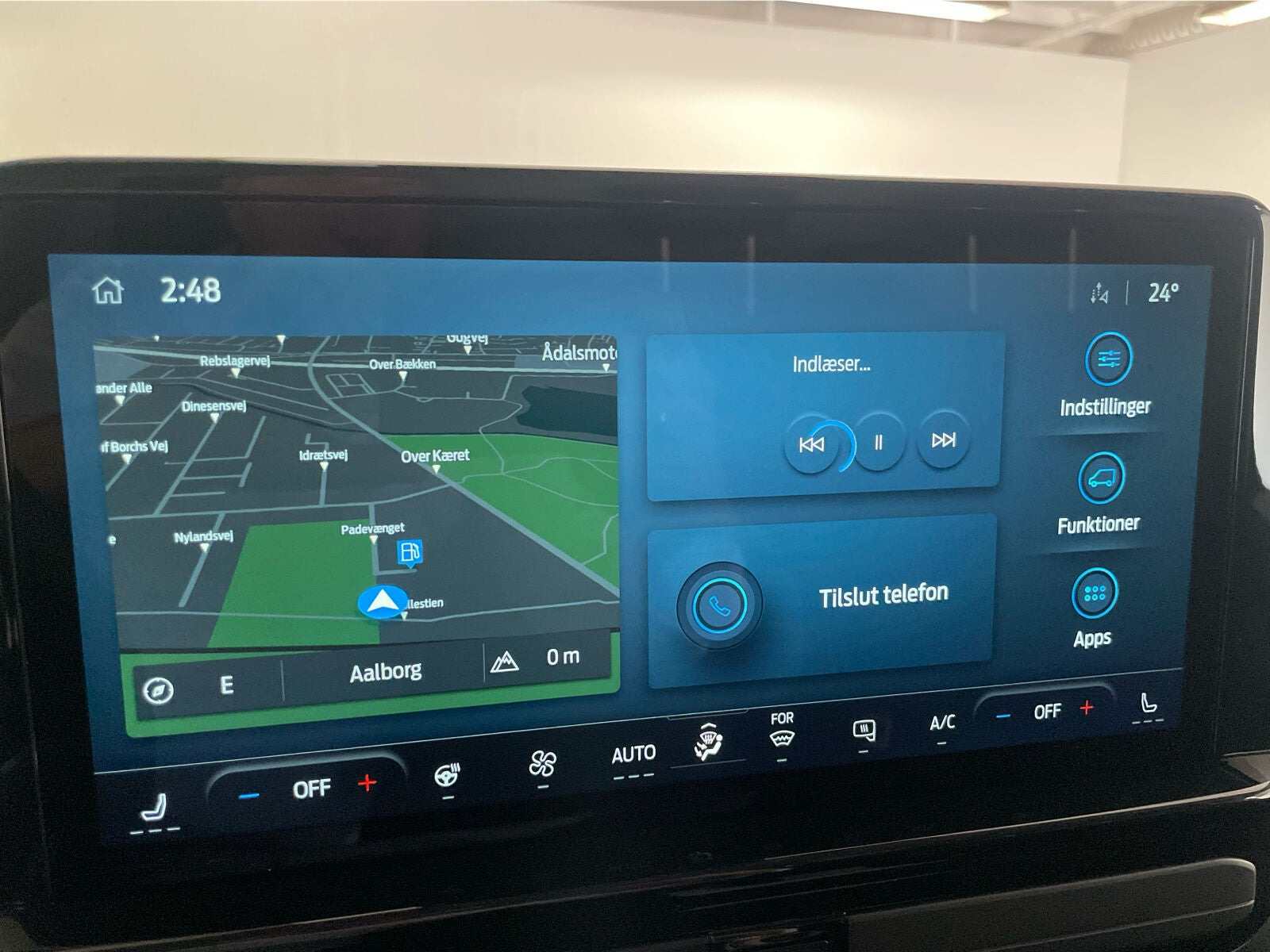 Hvid Ford E-Transit Custom 320 L1 fra 2026
