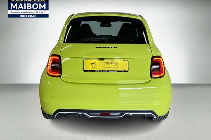 Gul Abarth 500e fra 2024