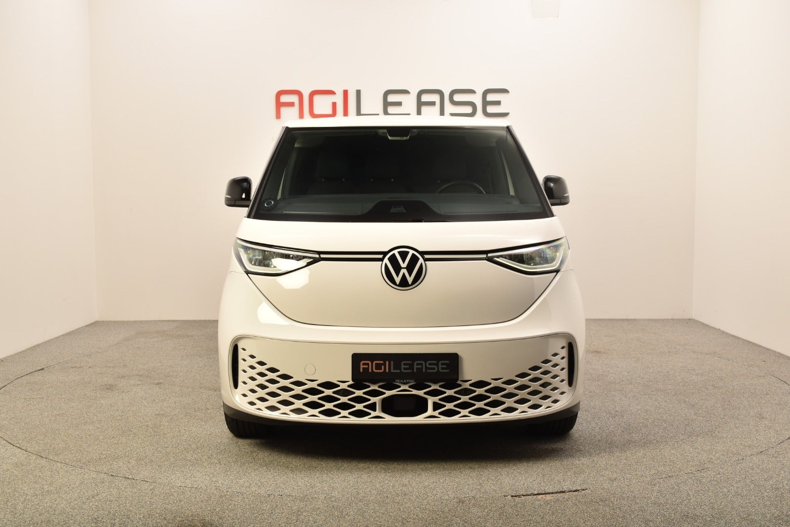 Hvid VW ID.Buzz fra 2024