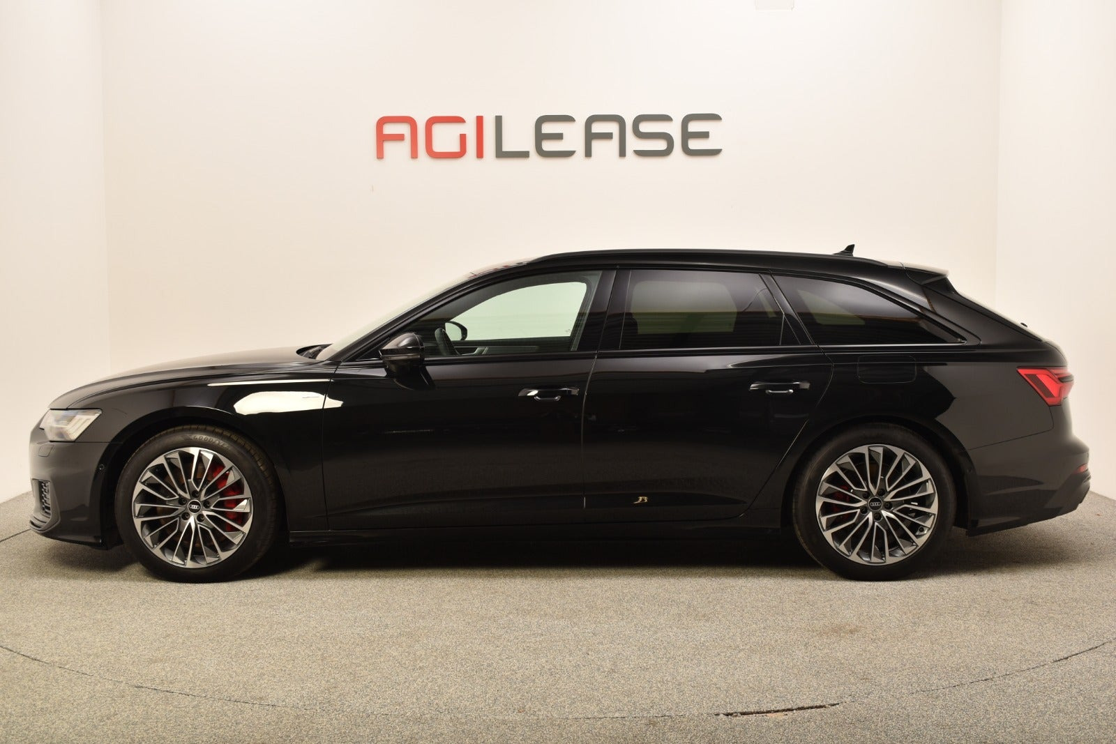 Sort Audi A6 fra 2021