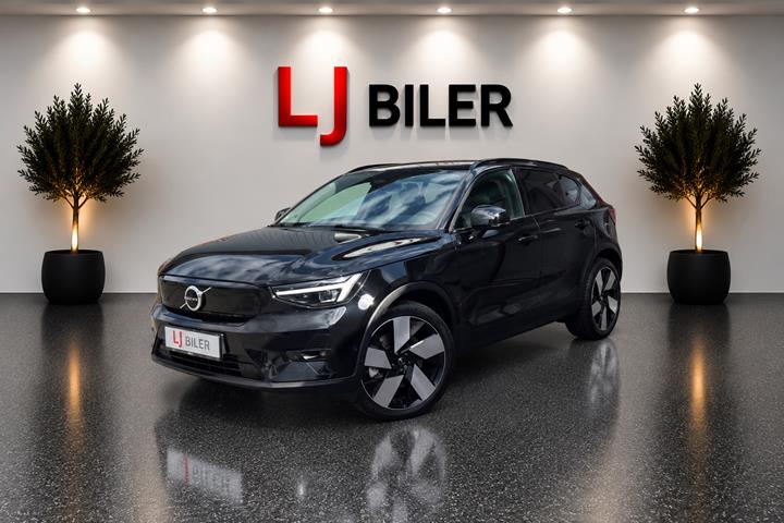 Sort Volvo C40 fra 2021 set udefra