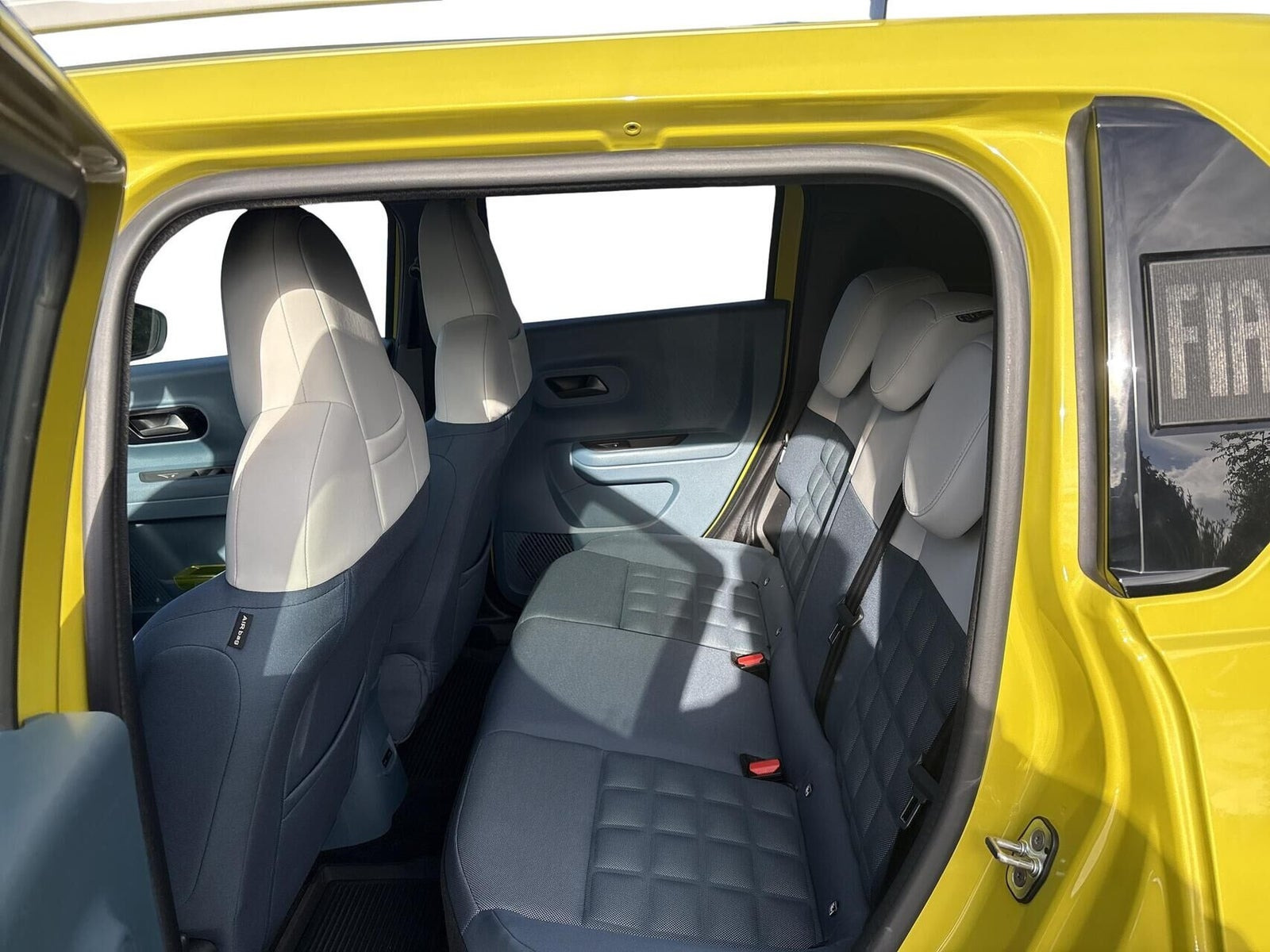 Gul Fiat Grande Panda fra 2025