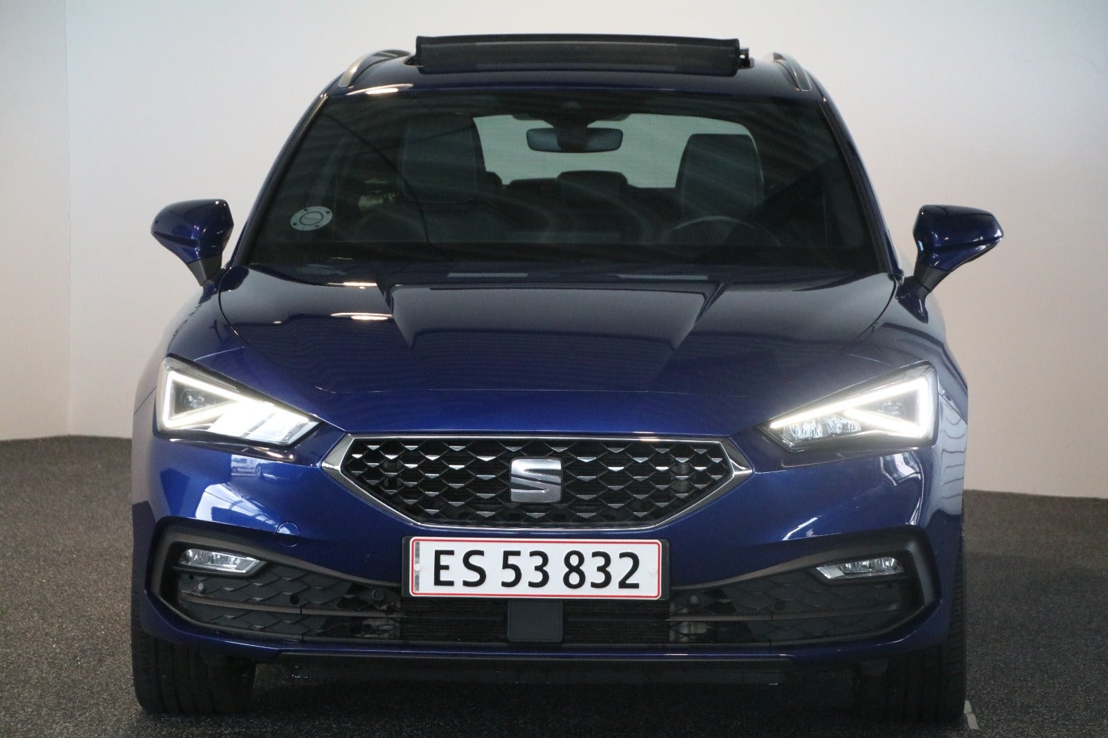 Blå Seat Leon fra 2021