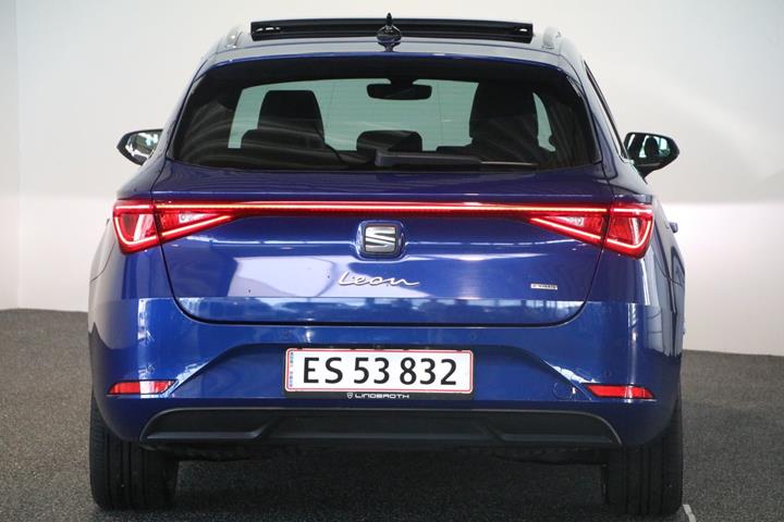 Blå Seat Leon fra 2021