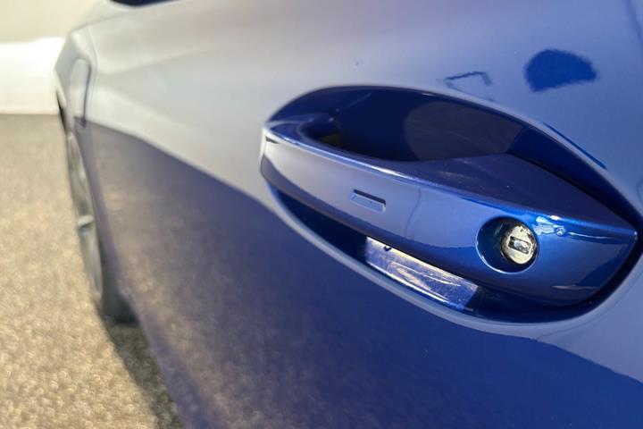 Blå Seat Leon fra 2021