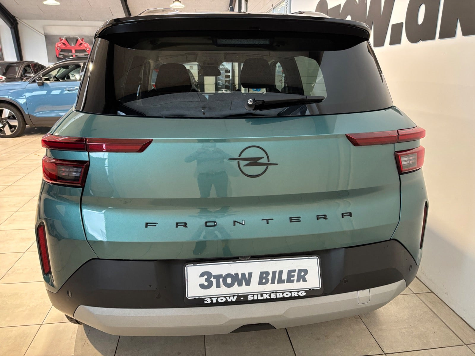 Grøn Opel Frontera fra 2025