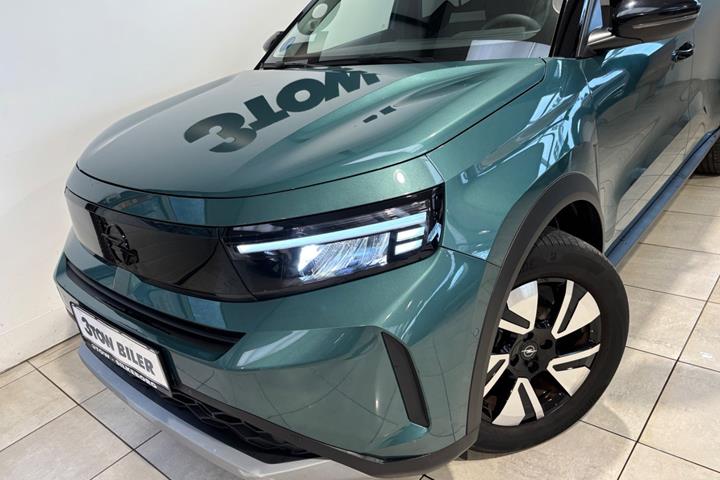 Grøn Opel Frontera fra 2025