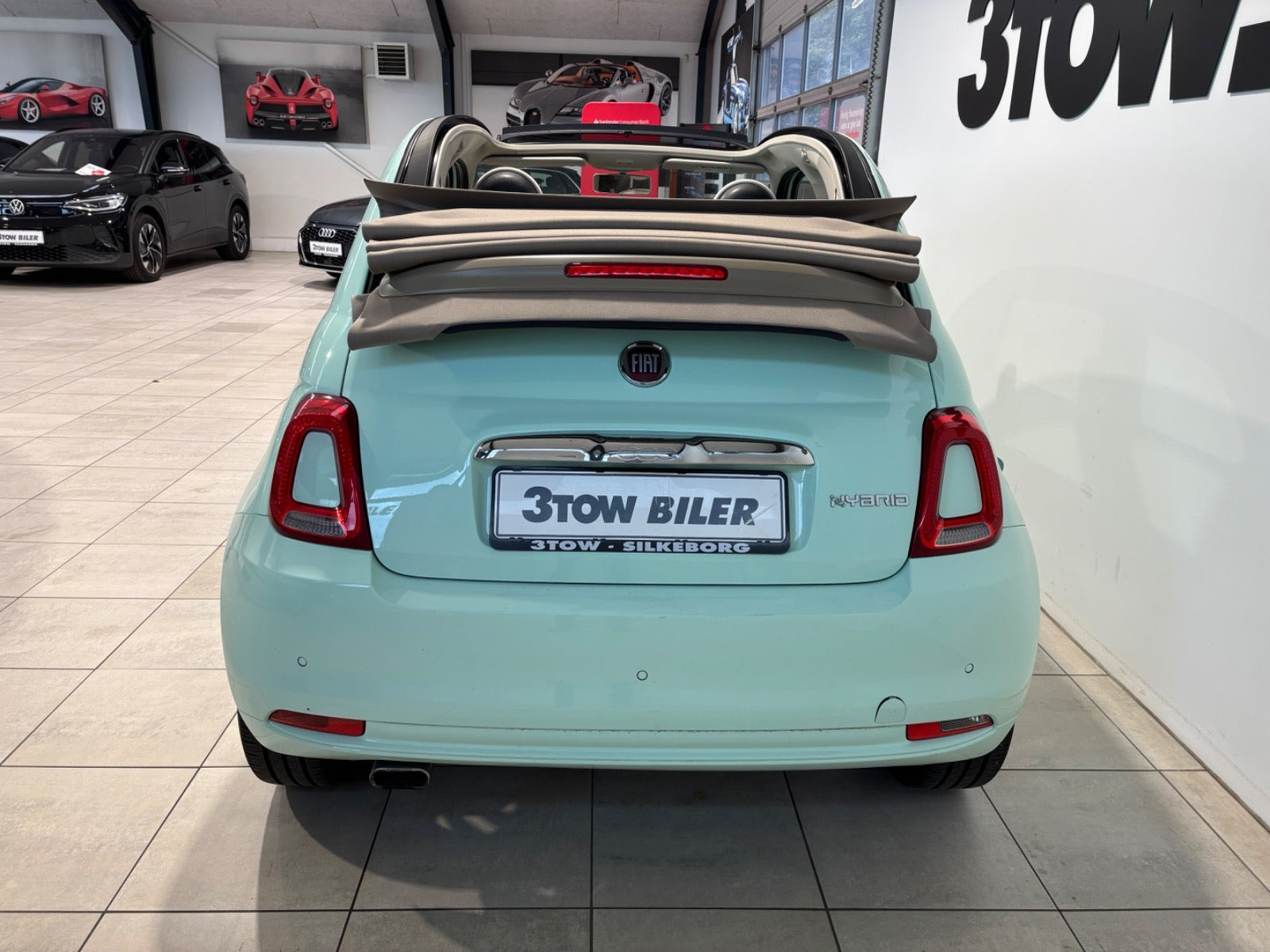 Blå Fiat 500C fra 2020