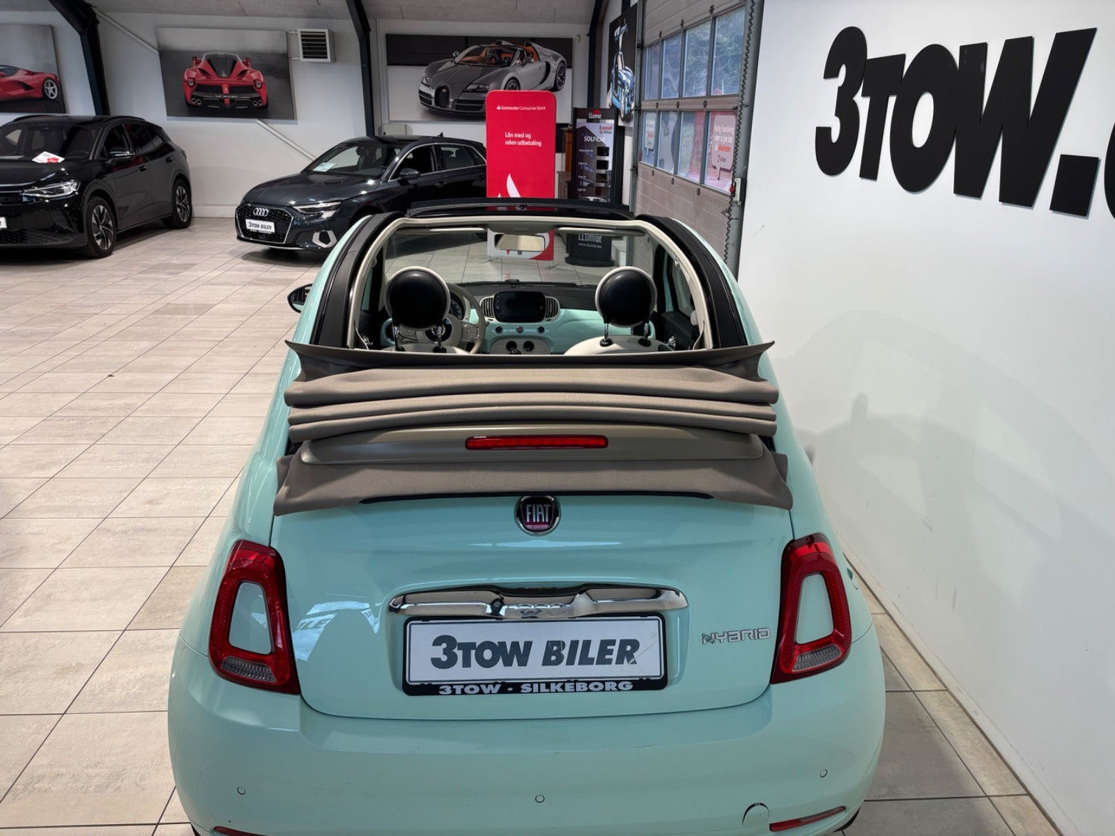 Blå Fiat 500C fra 2020