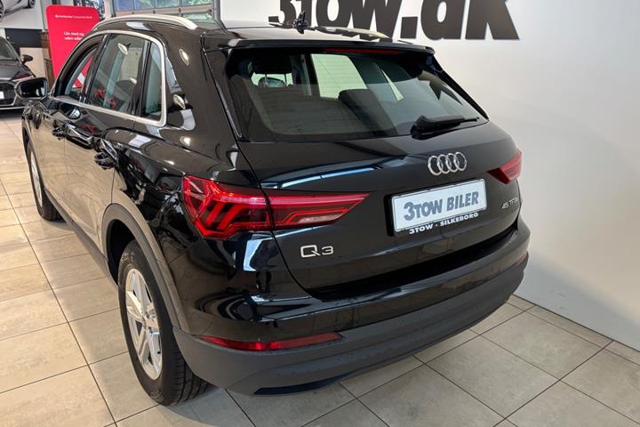 Sort Audi Q3 fra 2022