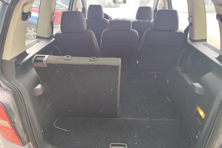 undefined VW Touran fra 2006