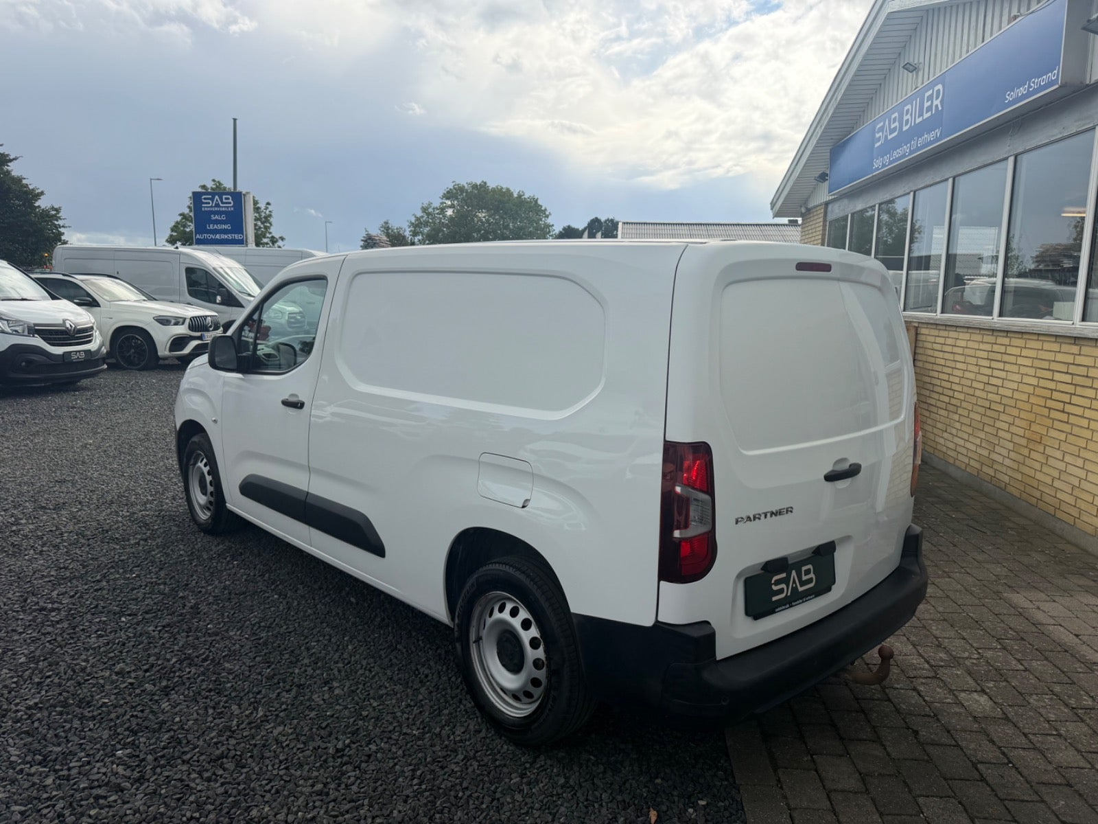 undefined Peugeot Partner fra 2020