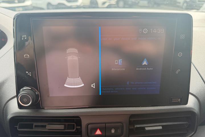 undefined Peugeot Partner fra 2020