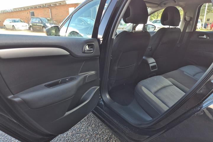 Grøn Citroën C4 fra 2012