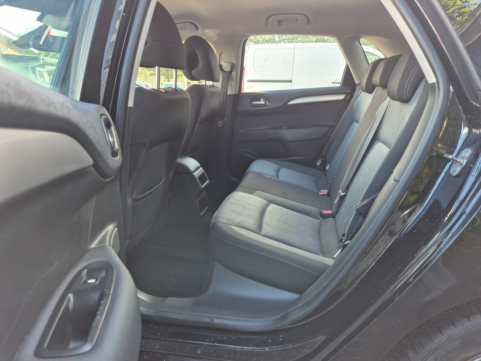 Grøn Citroën C4 fra 2012