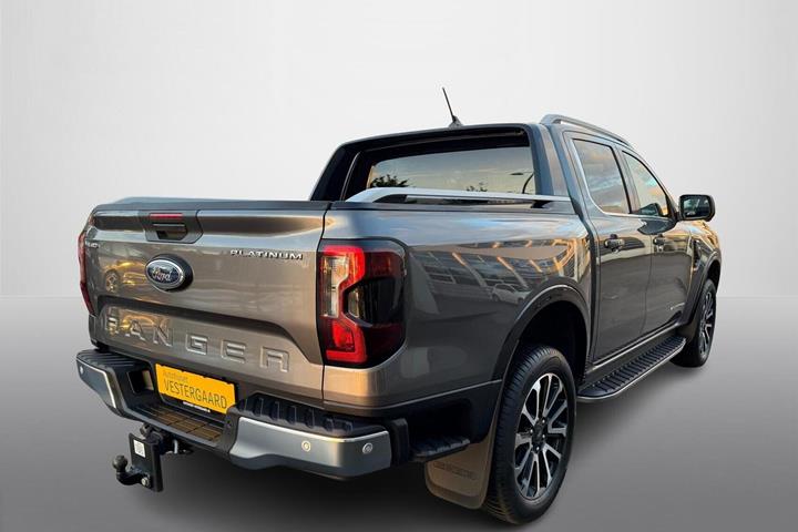 Grå Ford Ranger fra 2023