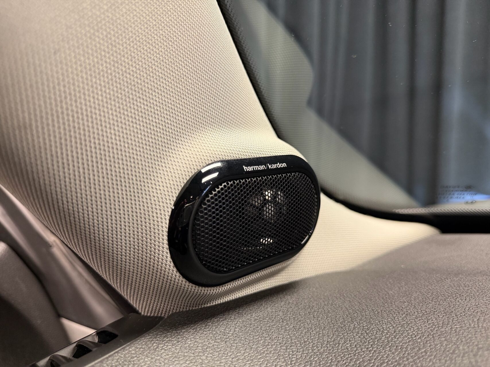 Sølv Mini Cooper fra 2023