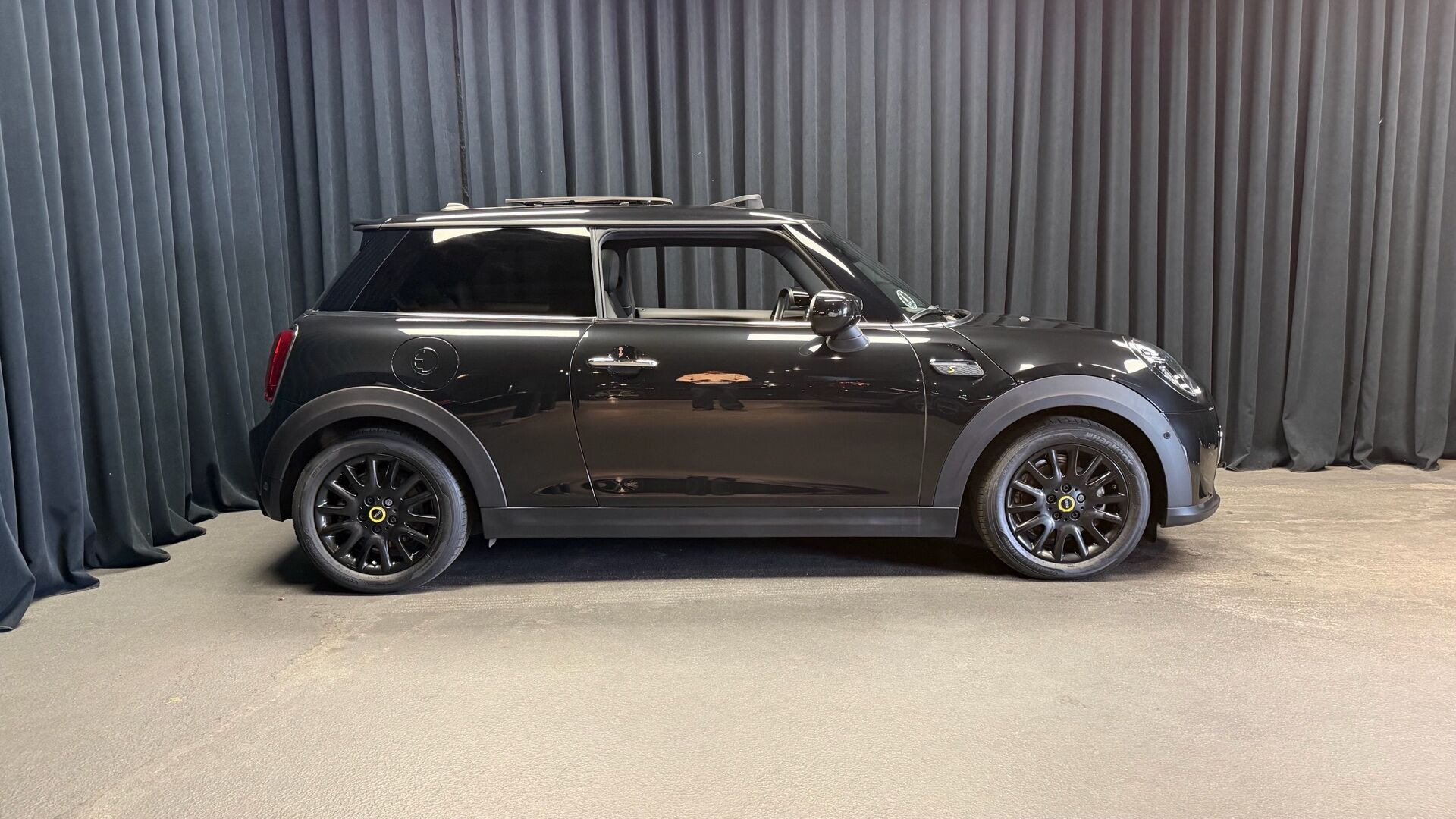 Sort Mini Cooper fra 2023