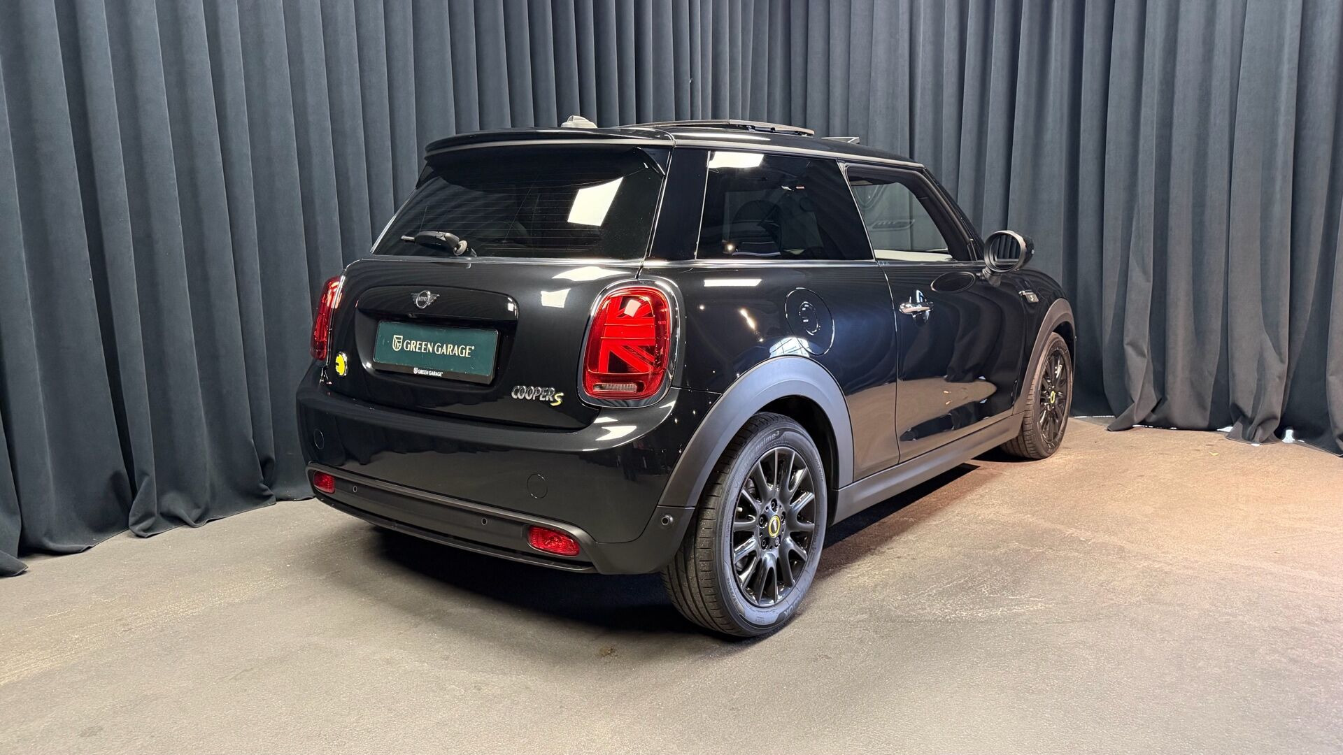 Sort Mini Cooper fra 2023