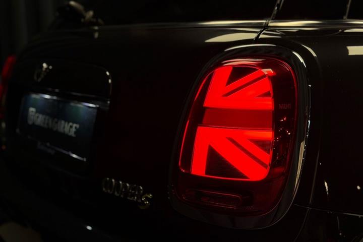 Sort Mini Cooper fra 2023