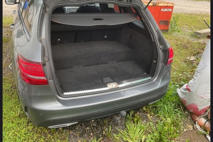undefined Mercedes C300 de fra 2021