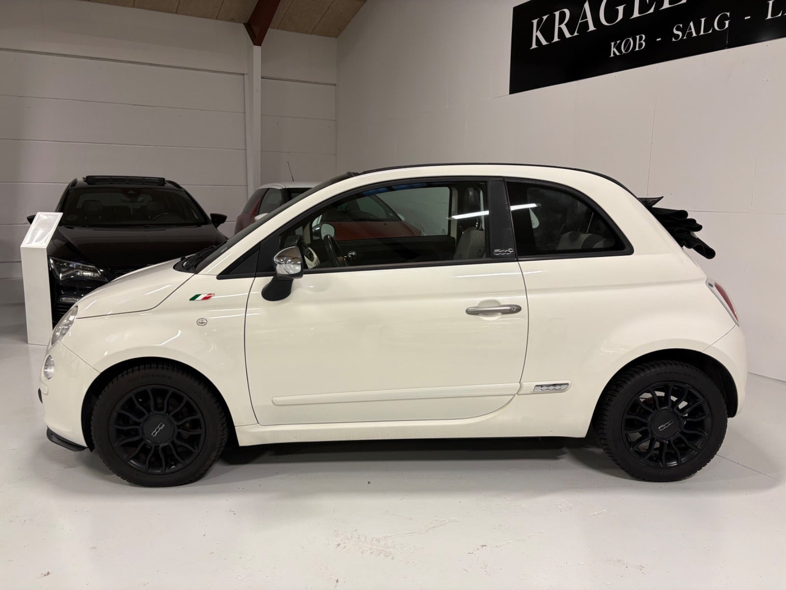 Grøn Fiat 500C fra 2012