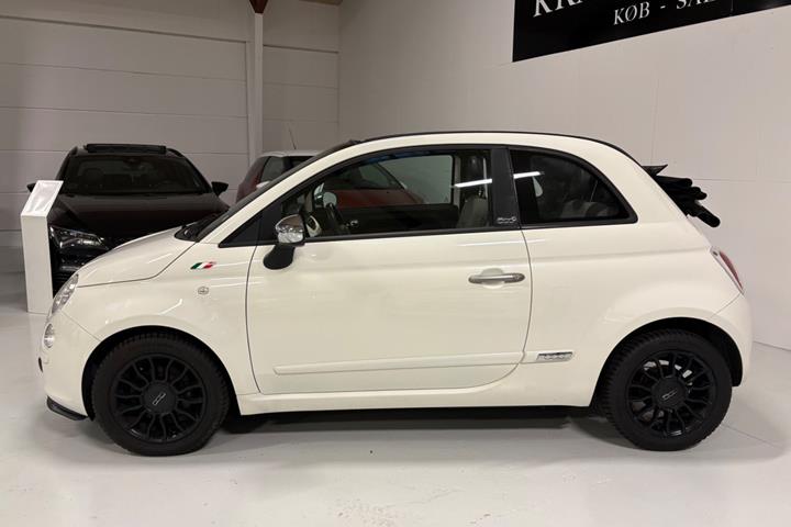 Grøn Fiat 500C fra 2012