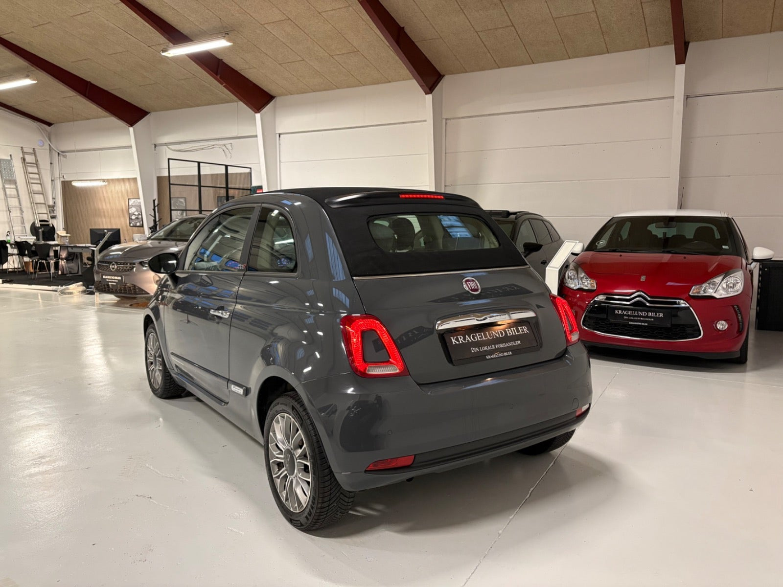 Grøn Fiat 500C fra 2018