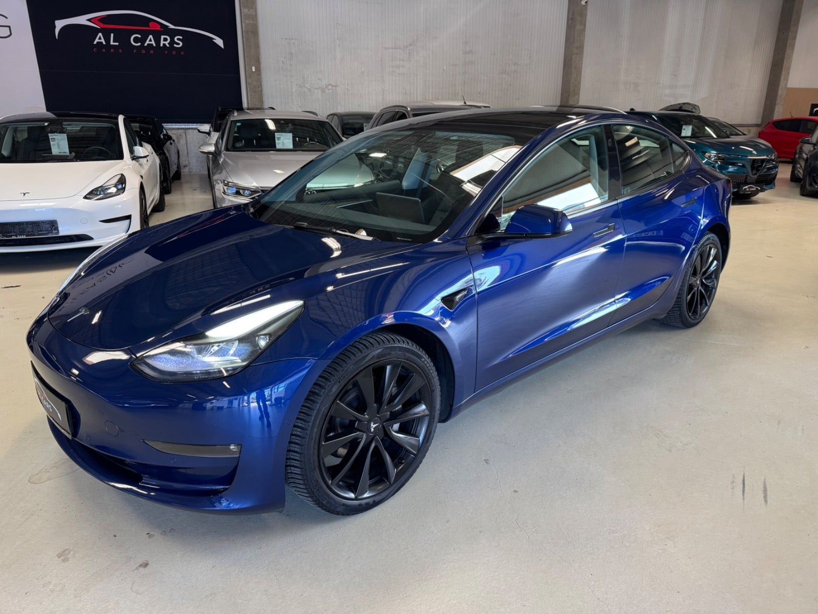 Tesla Model 3 Long Range AWD