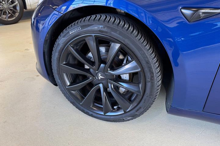 undefined Tesla Model 3 fra 2022