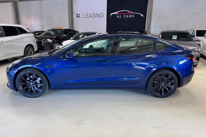 undefined Tesla Model 3 fra 2022
