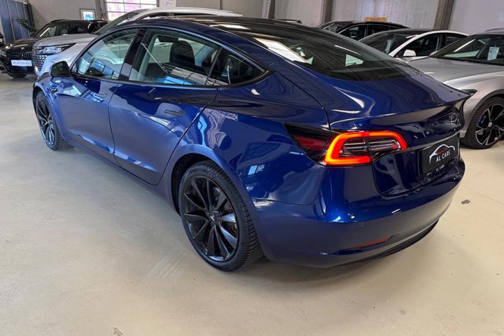 undefined Tesla Model 3 fra 2022