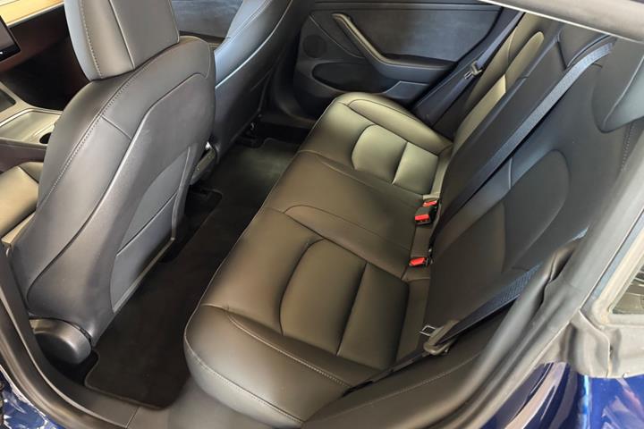 undefined Tesla Model 3 fra 2022