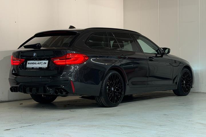 Sort BMW 520d fra 2018
