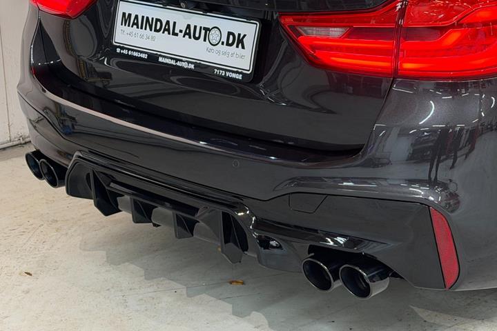 Sort BMW 520d fra 2018