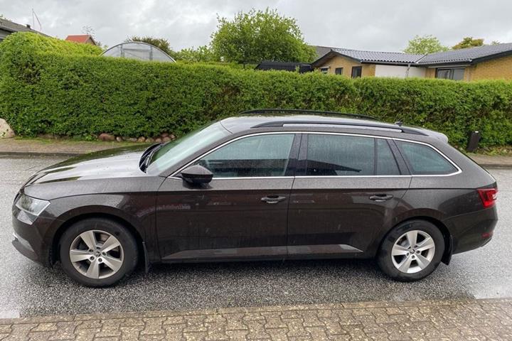 undefined Skoda Superb fra 2016