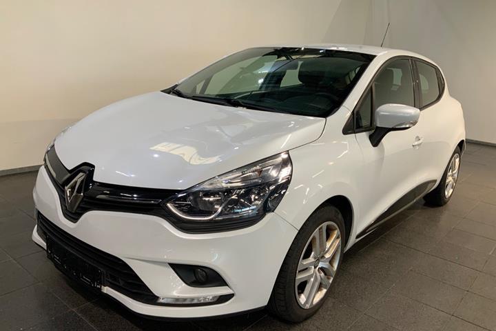 Hvid Renault Clio IV fra 2019 set udefra