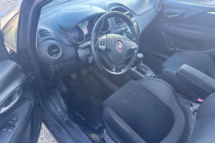 undefined Fiat Punto fra 2016