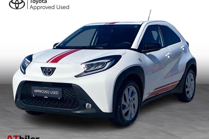 Hvid Toyota Aygo X fra 2023