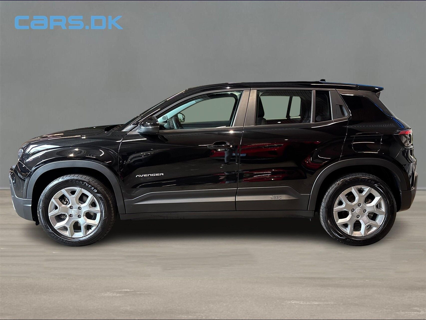 Sort Jeep Avenger fra 2025