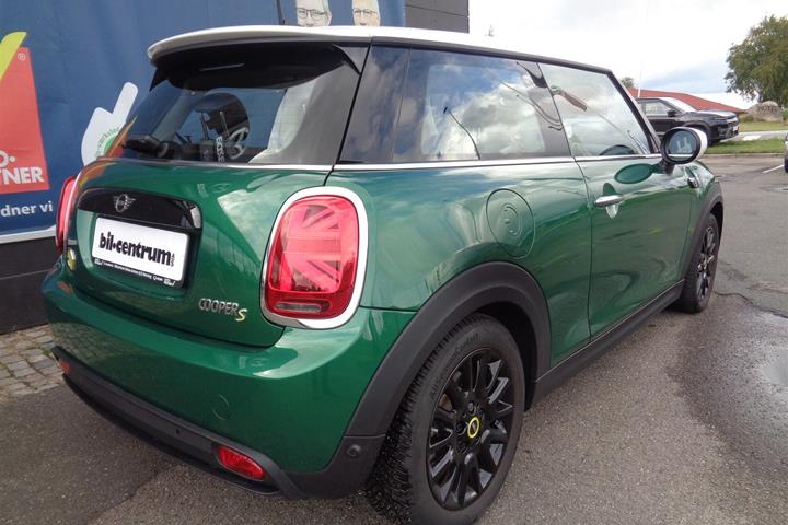 Grøn Mini Cooper fra 2022