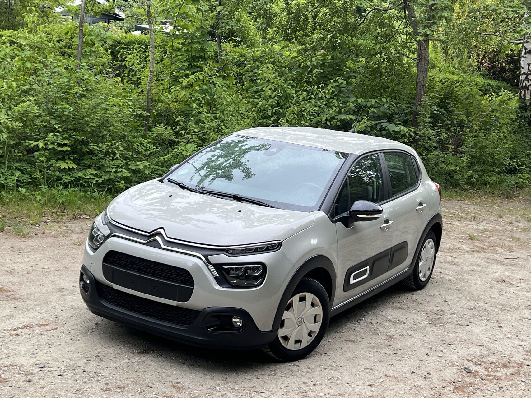 Grå Citroën C3 fra 2024