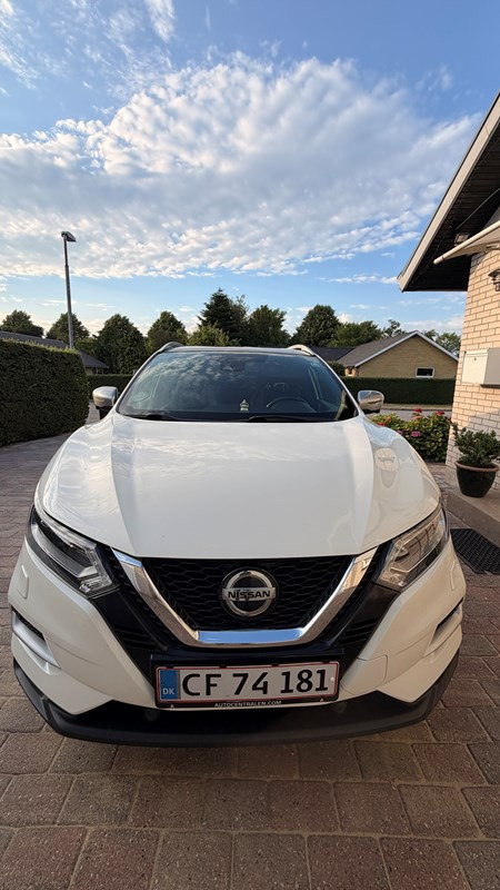 Nissan Qashqai DIG-T 160 DCT