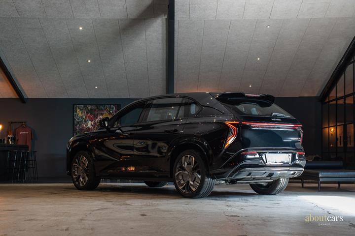 Sort Hongqi EHS7 fra 2025
