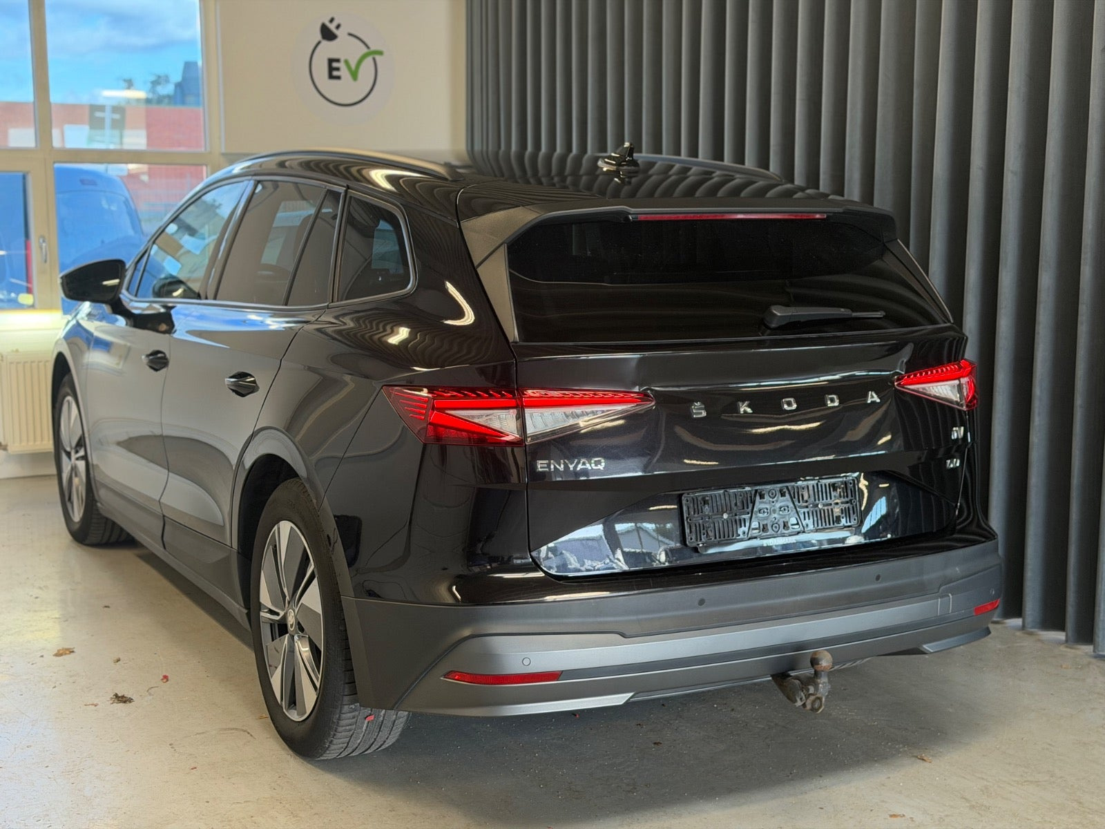 Sort Skoda Enyaq fra 2021