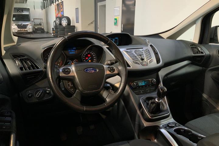 Sølv Ford C-MAX fra 2014
