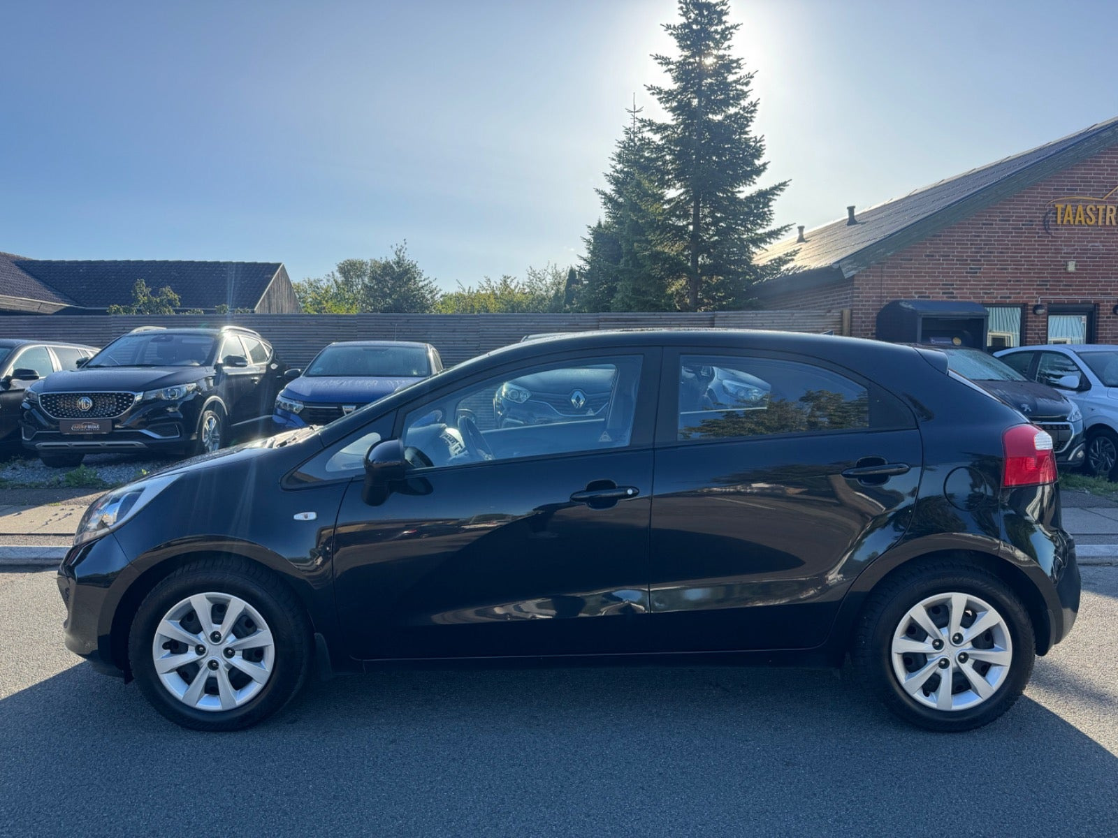 undefined Kia Rio fra 2014
