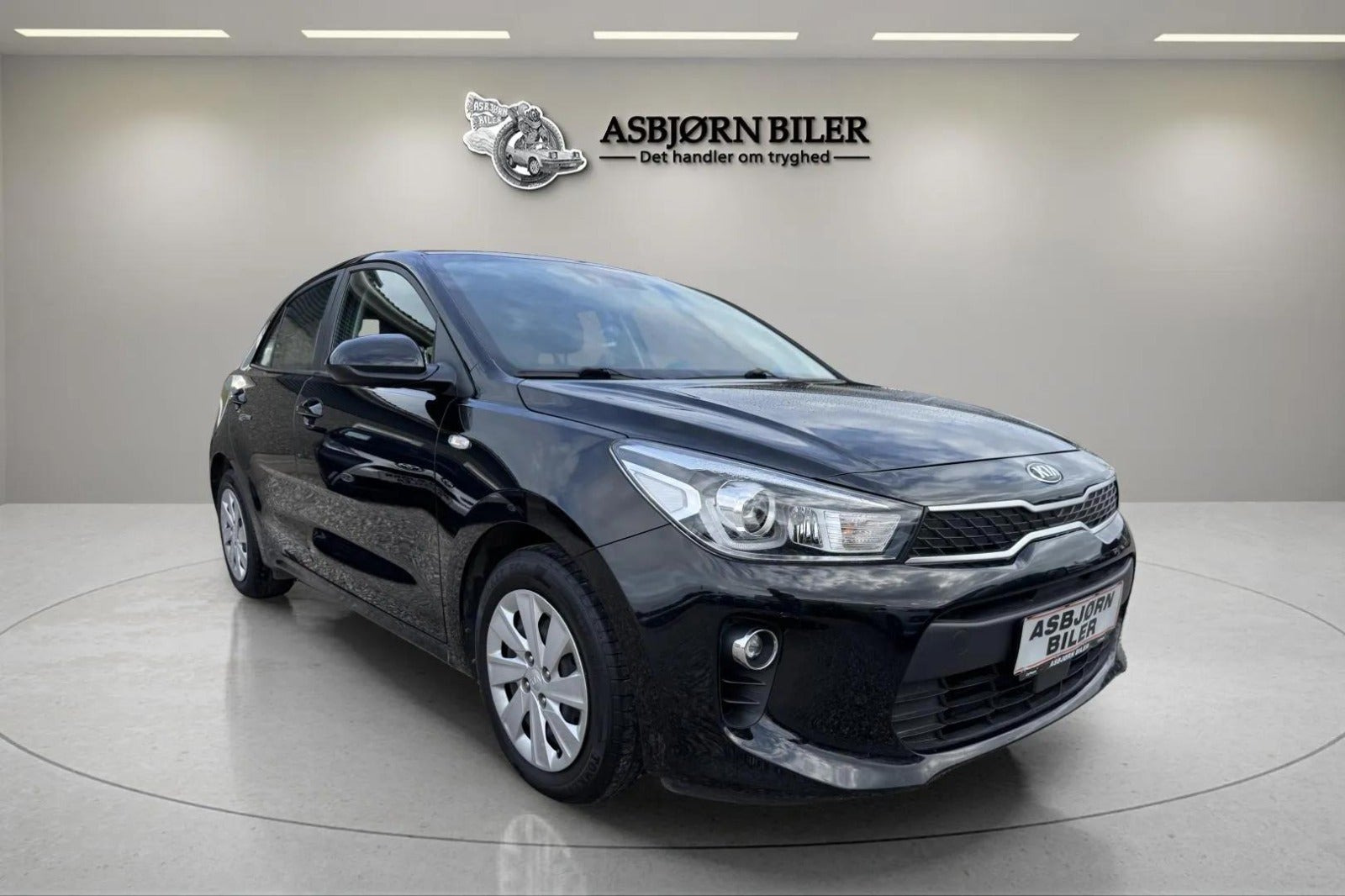 Sort Kia Rio fra 2017