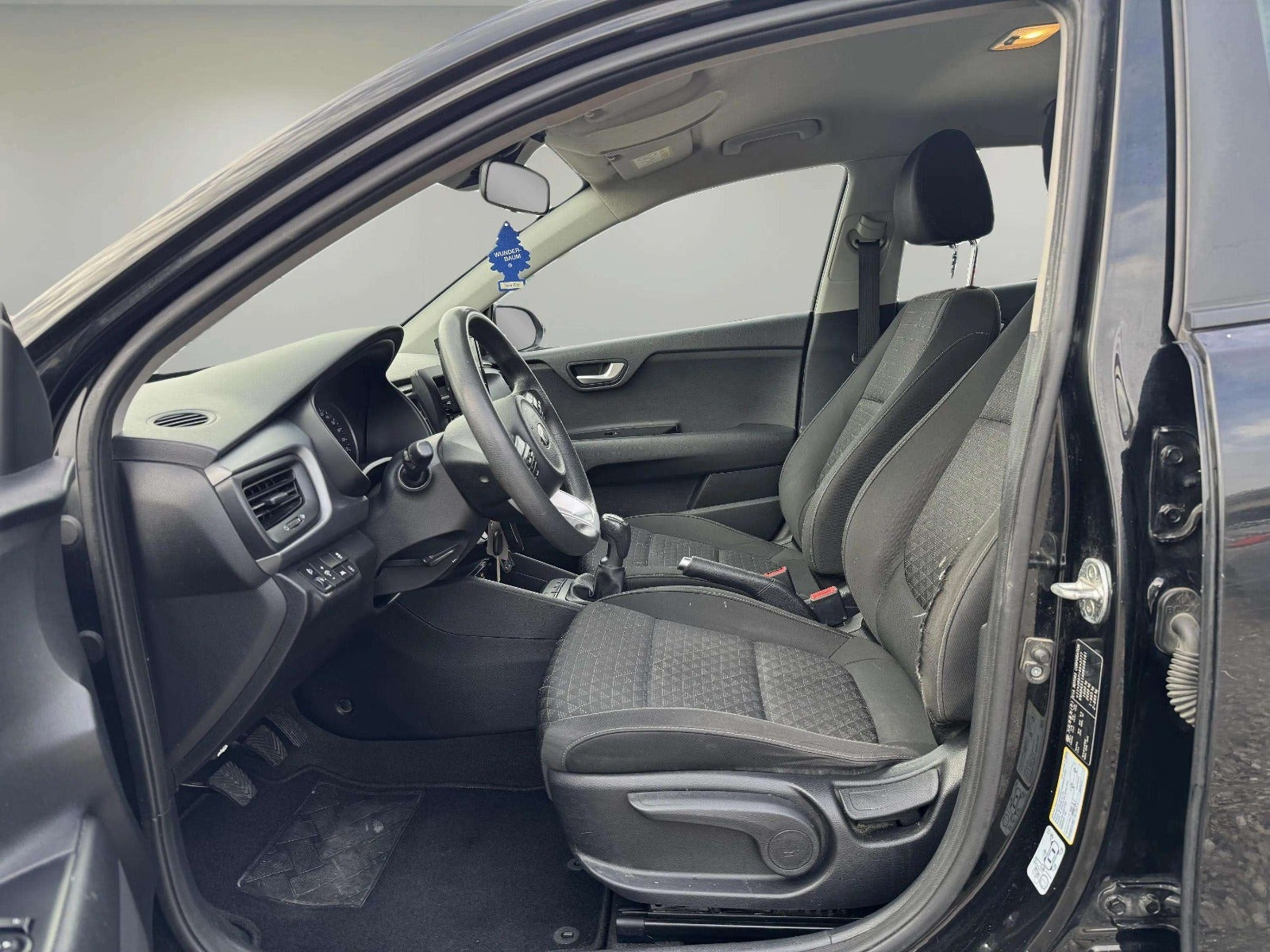 Sort Kia Rio fra 2017